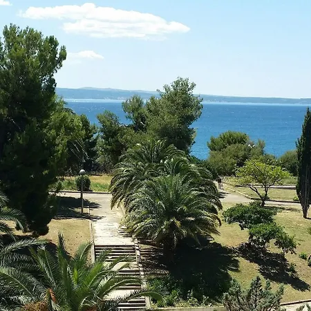 Zagreb 2* Split