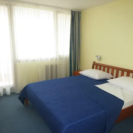 Zagreb 2*