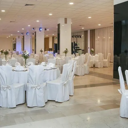 Zagreb 2*